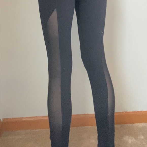 ❌SOLD Aritzia Tna Black Stride Leggings - Picture 10 of 13